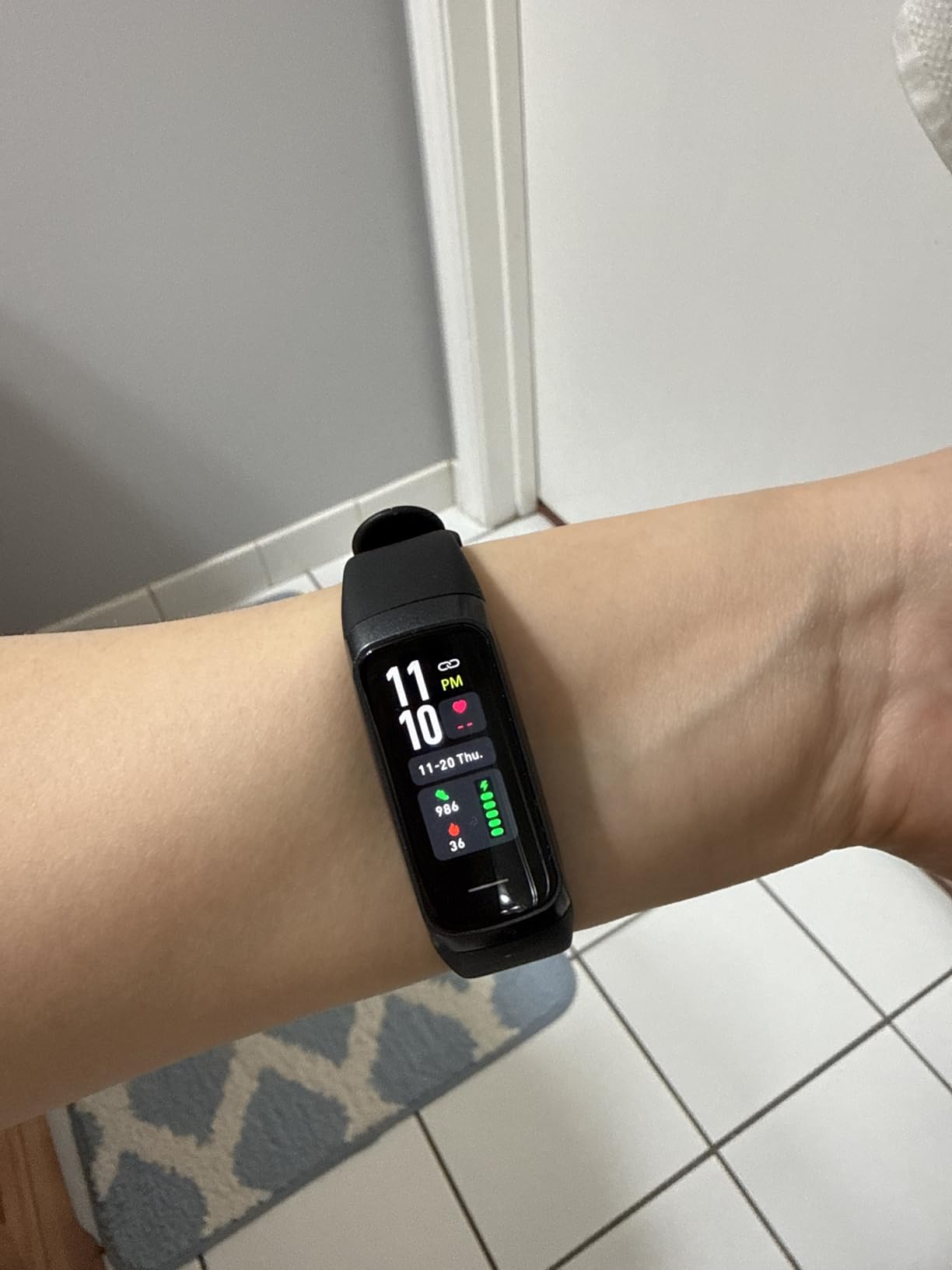 Fitness Tracker with 24/7Heart Rate, Blood Pressure, Sleep Tracking, Calorie, Activity Tracker with 1.1 Fitness Tracker with 24/7Heart Rate, Blood Pressure, Sleep Tracking, Calorie, Activity Tracker with 1.1