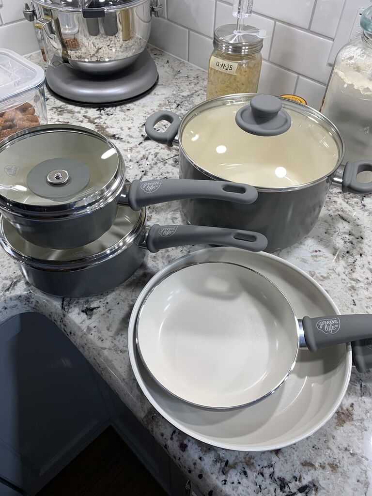 GreenLife Soft Grip 16 Piece Ceramic Nonstick Pots & Pans Cookware Set, Turquoise | PFAS-Free Ceramic Nonstick, Stockpot, Frying Pans, Saucepans, Sauté Pan, Stay-Cool Handles, Dishwasher & Oven Safe up to 350F customer photo 2