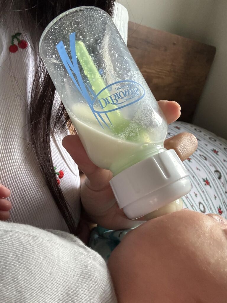 Dr. Brown's Anti-Colic Options+ Narrow Glass Baby Bottle with Level 1 Slow Flow Nipple, BPA-Free, 8 oz/250 mL, 0m+, 4-Pack customer photo 2