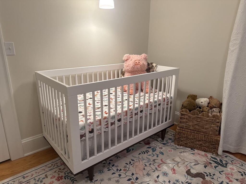 Davinci Marley 3-in-1 Convertible Baby Crib, Walnut | GREENGUARD Gold Certified, FSC Certified, Converts to Toddler Bed & Daybed, 4 Adjustable Mattress Heights - Easy Assembly customer photo 1