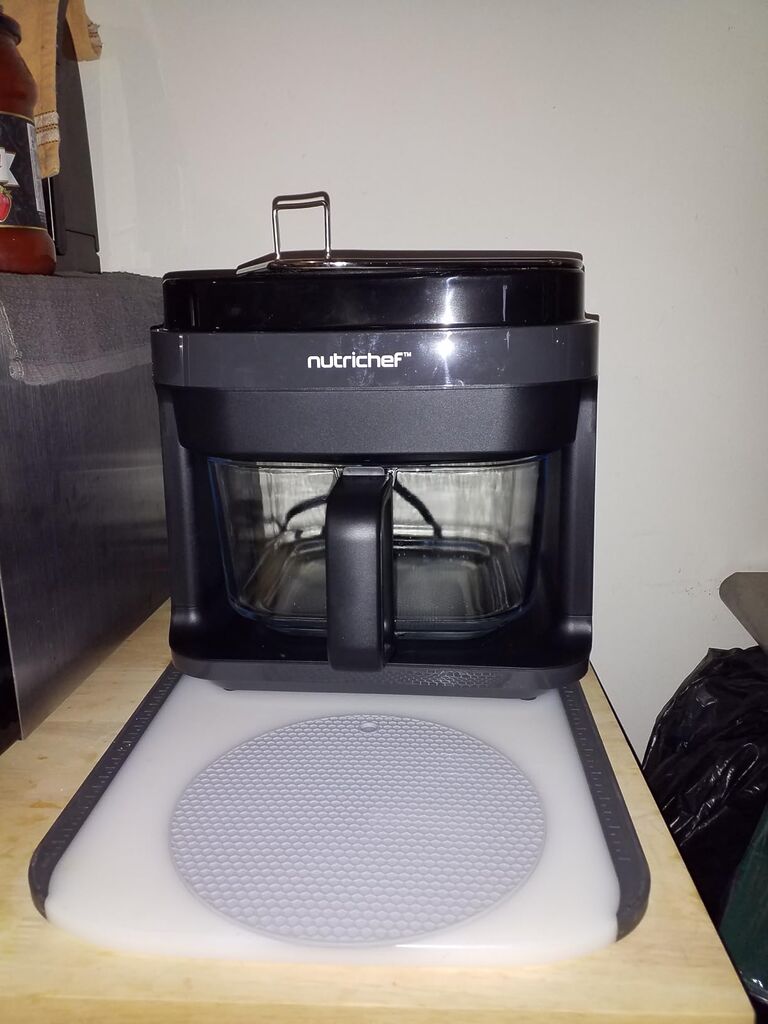 Nutrichef 5.8 Quart Air Fryer | 8-1 Preset Cook Modes | Transparent Fry Bowl for Best Cooking Results | Cook Shrimp, Steak, Fries, Wings, Chicken & More | Precise Temperature Control & Time | Grey customer photo 2