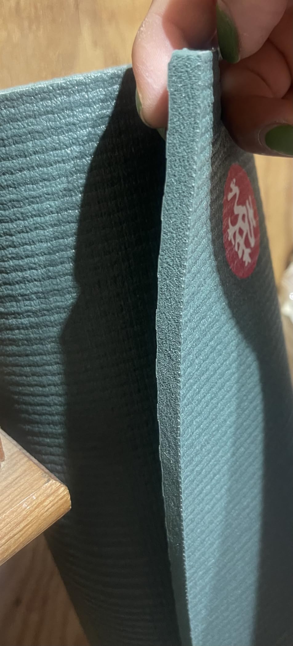 Manduka PRO Yoga Mat - 6mm | Lifetime Durability | Hygienic Construction | Premium Studio Quality | Teacher Approved customer photo 2