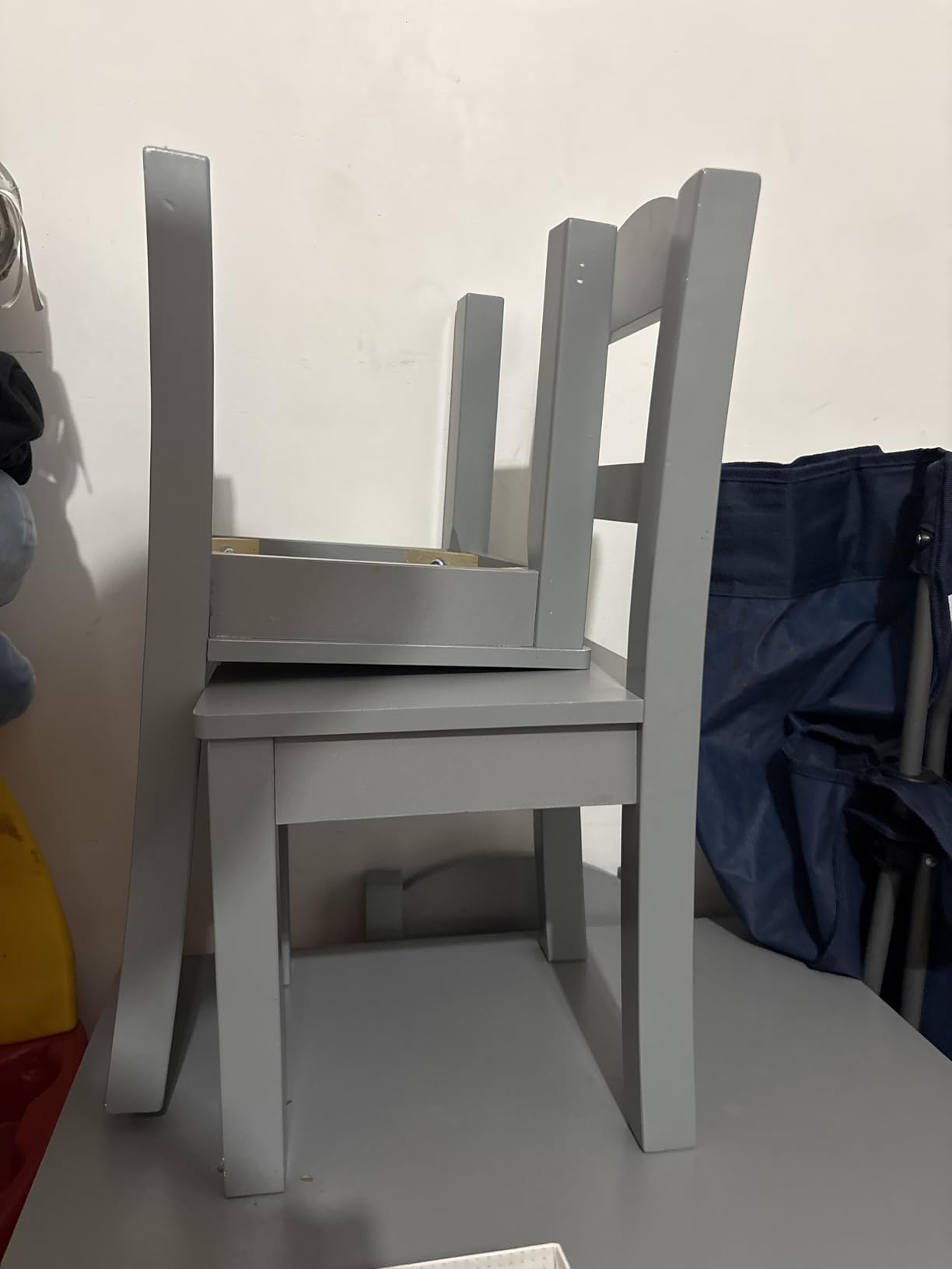 Humble Crew Toddler Table and Chair Set for Kids, Wood Activity Furniture, 5-Piece Desk with 4 Matching Seats customer photo 2
