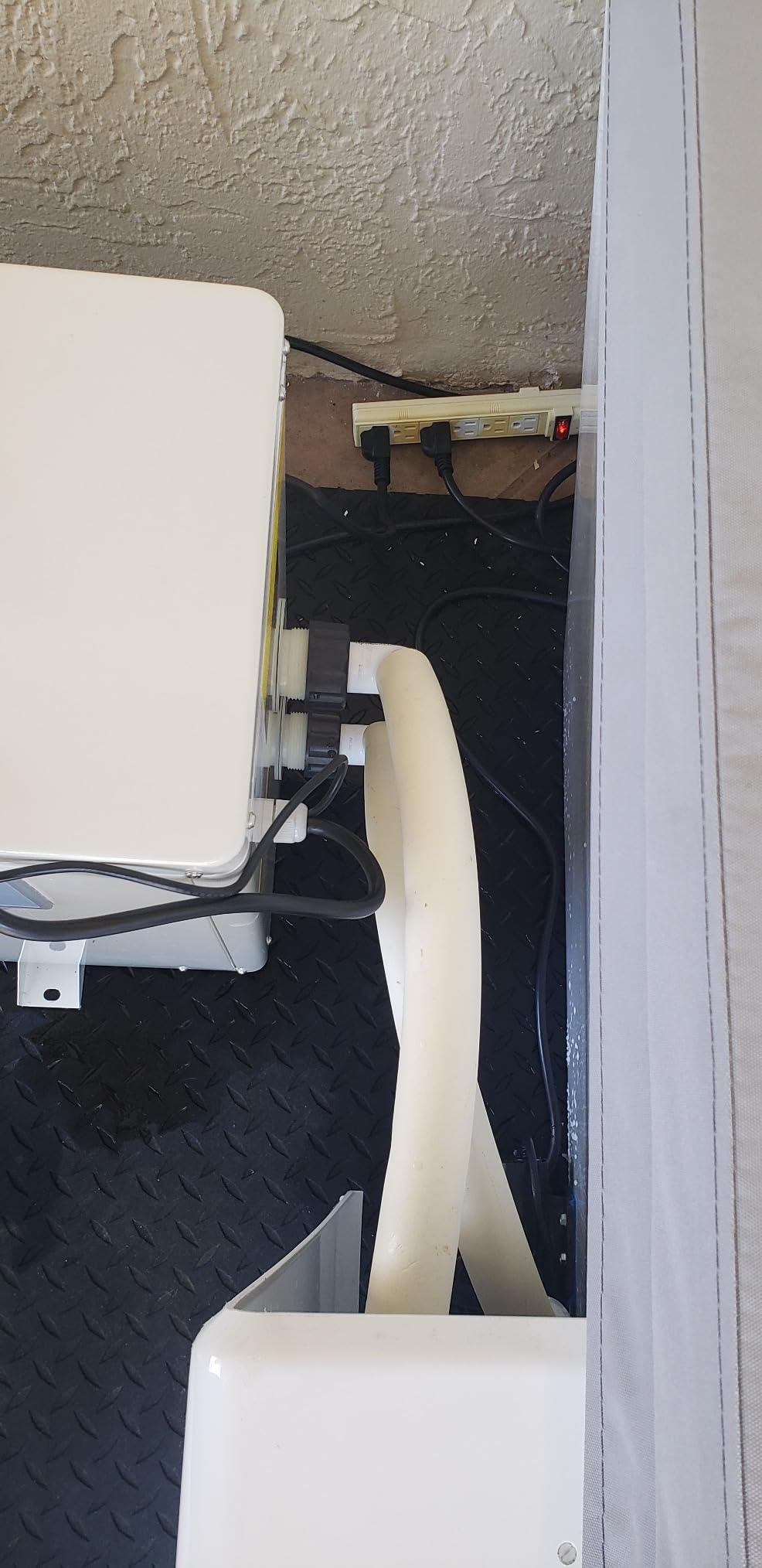 EcoPlus Commercial Grade Water Chiller, Cooler for Reservoirs, Hydroponics, and Aquariums, 1.5 HP customer photo 1