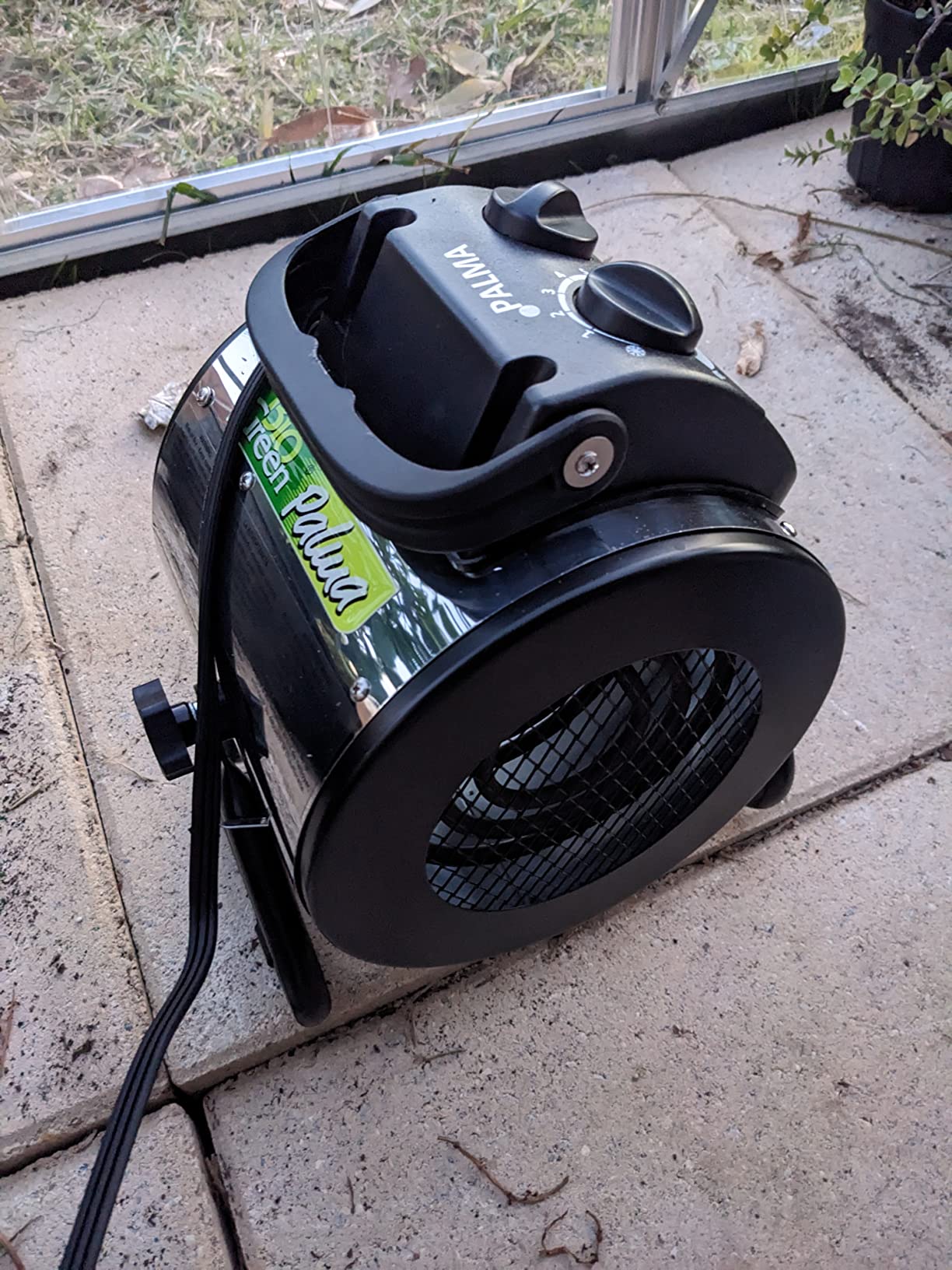 BioGreen Electric Greenhouse Heater & Fan with Digital Thermostat PALMA | 1500 Watts, 5100 BTU/hr | 5800 ft³/h Air Circulation -58 to 210.2°F | Stainless Steel | Spraywater Proof customer photo 2