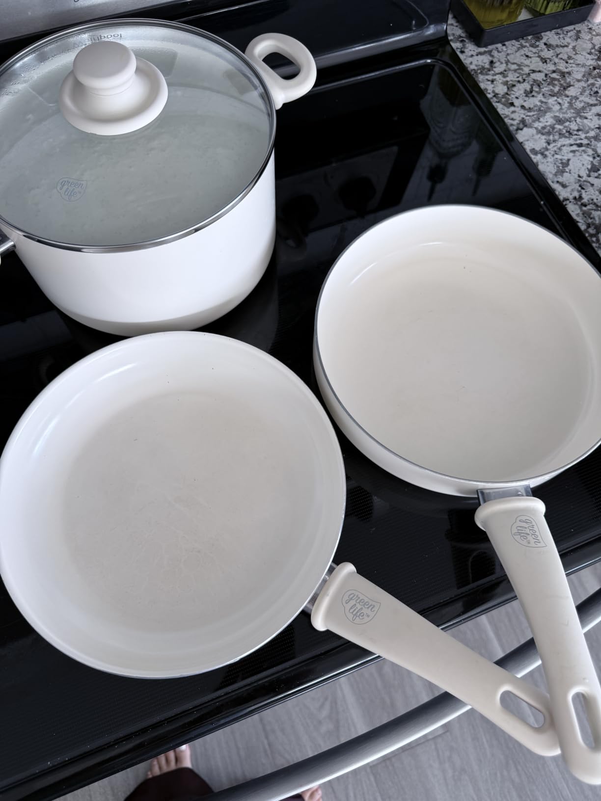 GreenLife 16 Piece Ceramic Nonstick Pots & Pans Cookware Set, Black | PFAS-Free Nonstick Coating, Stockpot, Frying Pans, Saucepans, Saute Pan, Stay-Cool Handles, Dishwasher & Oven Safe up to 350F customer photo 1