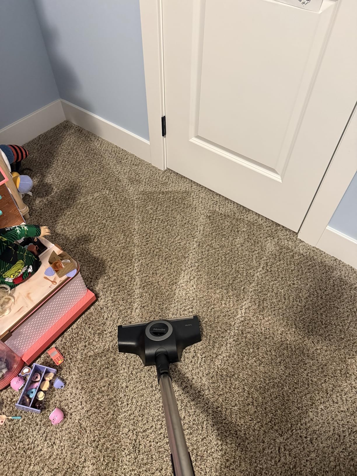 Miele Classic C1 Turbo Team Vacuum for Hard Floors & Low-Med Pile Carpet customer photo 1
