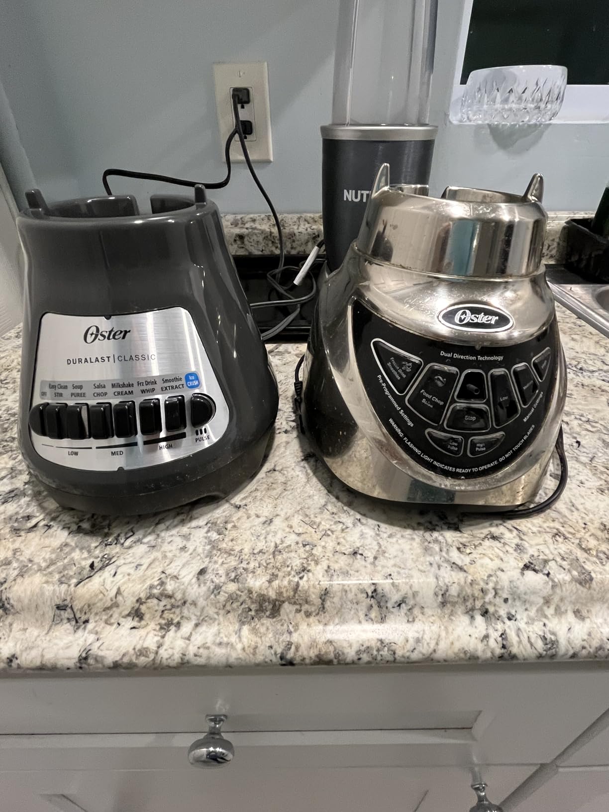 Oster Classic Series 8-Speed Blender with 6-Cup Glass Jar, Gray customer photo 1