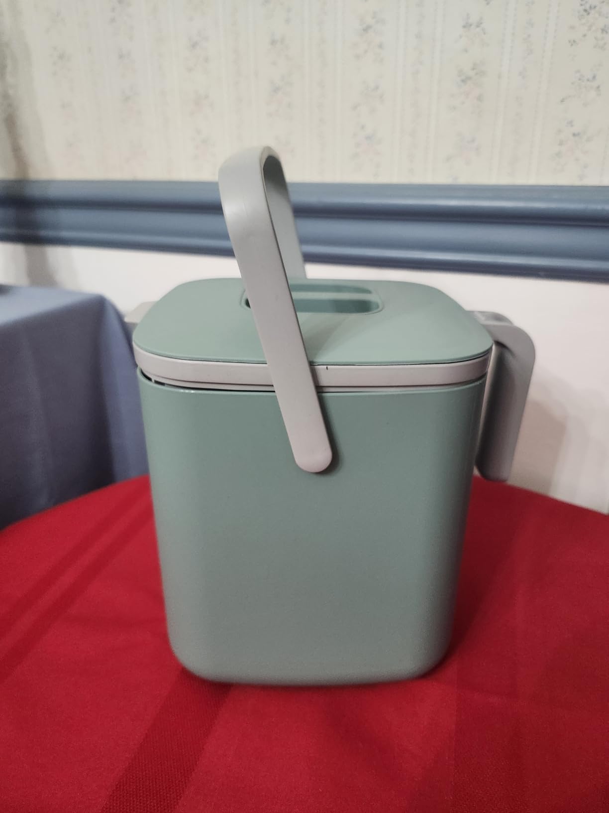 Blue Ginkgo Kitchen Compost Bin, 5L Countertop Compost Bin, Green | Odor-Tight. Filter-Free. Dishwasher Safe. customer photo 1