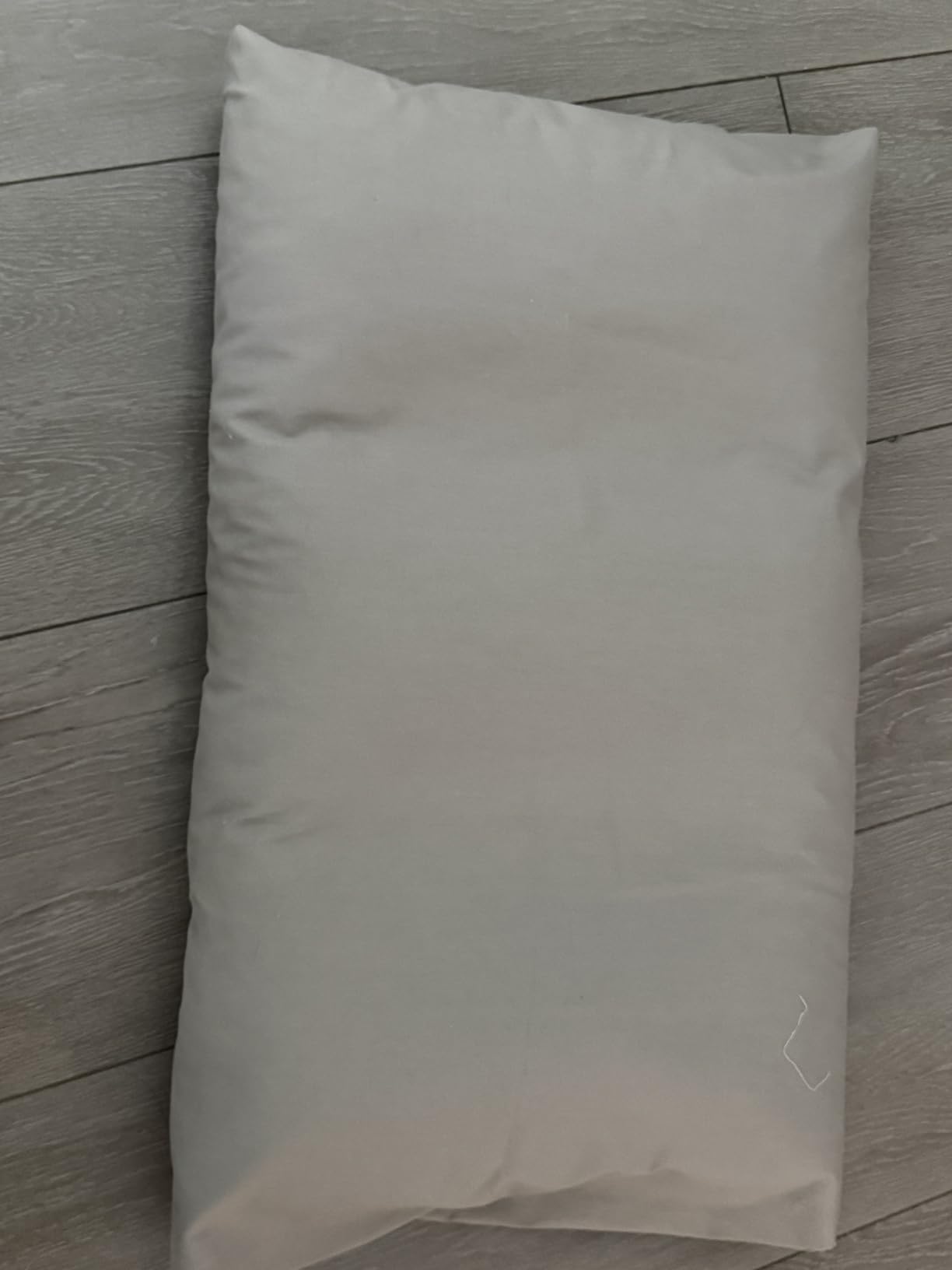 Naturepedic Organic Small Pet Bed - Super Plush Dog & Cat Beds - Ultra Supportive Dog Bed Mat - Ideal Pet Bed with No Polyurethane Foam - 23