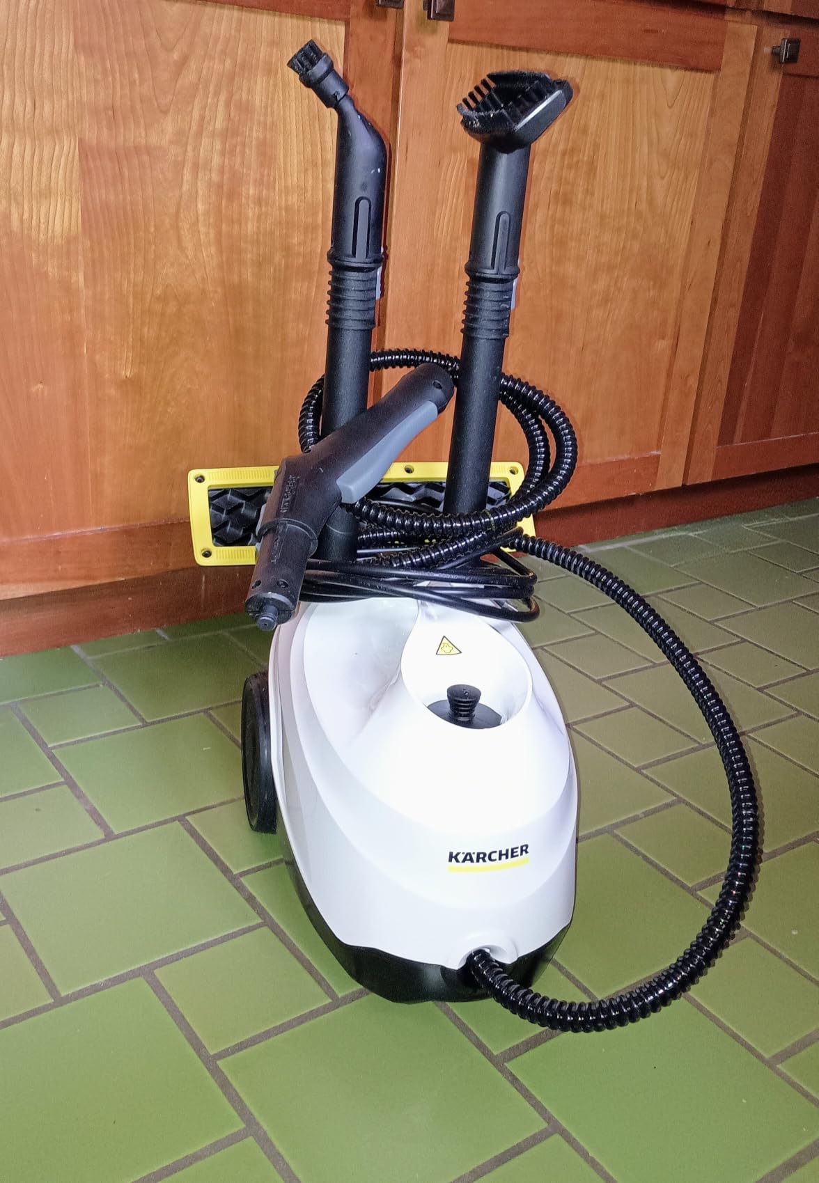 Kärcher Steam Cleaner, Multi Purpose, Power Steamer, Chemical-Free, 40 Sec Heat-Up, for Grout, Tile, Hard Floors, Appliances & More - SC 3 Easy Fix customer photo 1