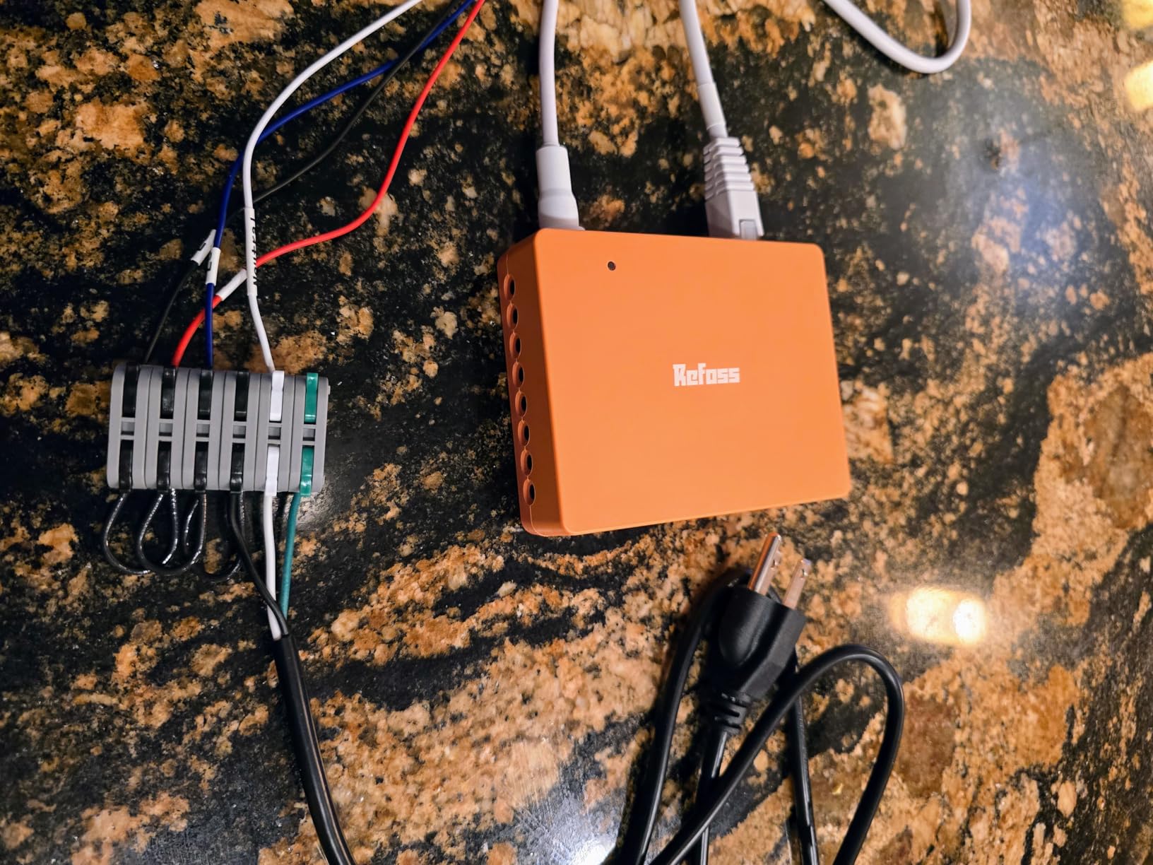 Refoss Smart Home Energy Monitor with Open API, Home Assistant, No Cloud | 16 60A Circuit Sensor, Real Time Electricity Usage Monitor, Power Consumption Meter, Solar Metering, ETL Certified, EM16P customer photo 2