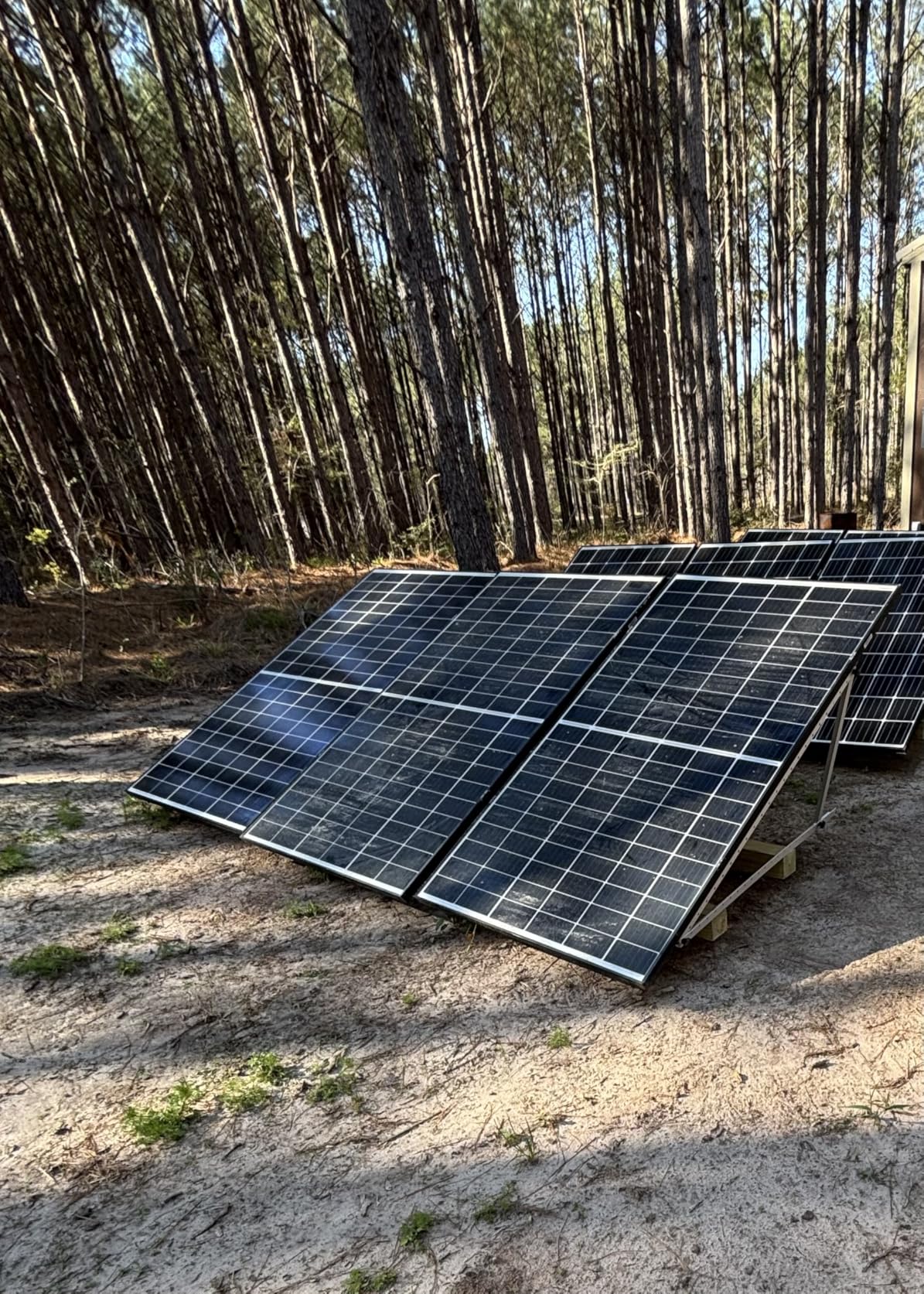 Upgraded 47in 4 Sets Adjustable Solar Panel Tilt Mount Brackets, Foldable Tilt Legs, Support 100 200 300 400 500 Watt Solar Panels 4-8Pcs, Solar Panel Stand for Roof, Off-Grid, RV and Boat customer photo 1