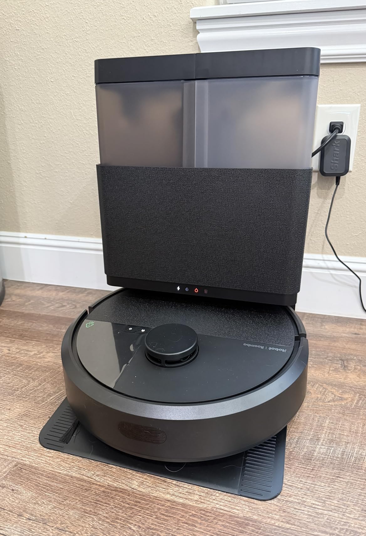 iRobot Roomba Plus 405 (G185) Combo Robot Vacuum & Mop with AutoWash Dock - Spinning Mop Pads, Self-Empties, Pad Washing & Drying, Self-Cleaning, Pad-Lift, LiDAR Navigation customer photo 1