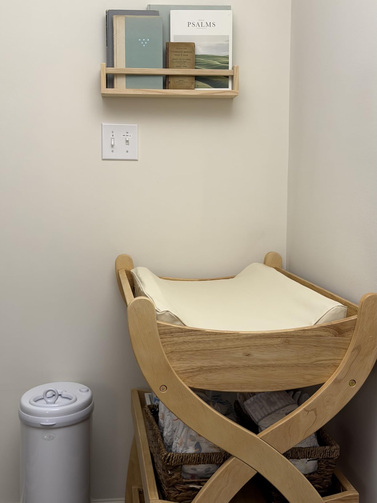 Comfy Cubs Baby Changing Table, Natural Wood, Sturdy Wood Construction customer photo 1