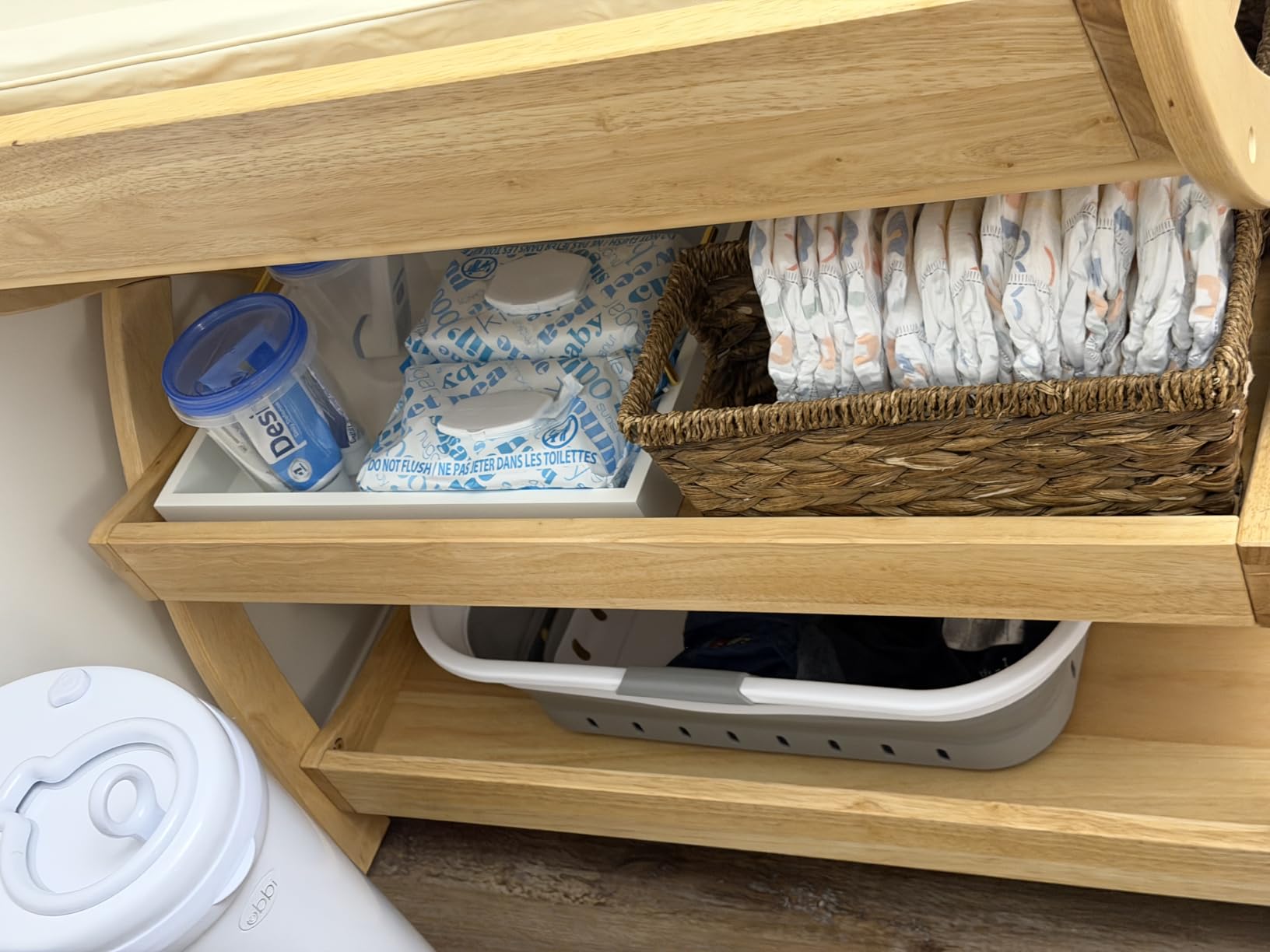 Comfy Cubs Baby Changing Table, Natural Wood, Sturdy Wood Construction customer photo 2