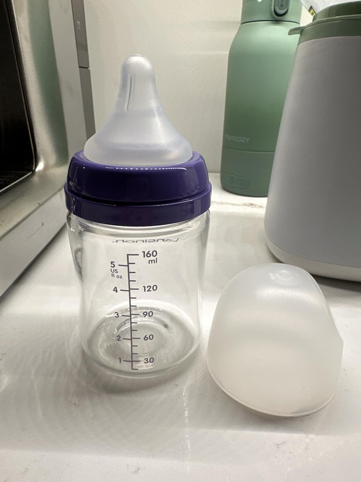 Lansinoh Glass Baby Bottles, Anti-Colic, 5 Ounces, 4 Count Bottles for Feeding, Baby Essentials, Includes 4 Slow Flow Nipples, Size S customer photo 2