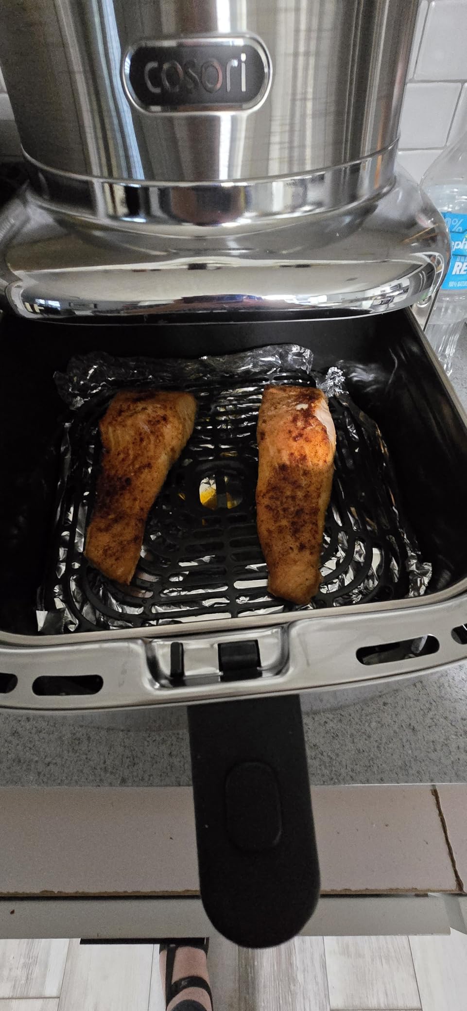 Cosori Iconic Stainless Steel 6.5 Qt Smart Air Fryer, PFAS-Free Ceramic Coating, Max 450°F, Consistent Cooking, Air Fry, Roast, Bake, Dry, Proof, Reheat, Dishwasher-Safe Basket, Chef-Crafted Recipes customer photo 1