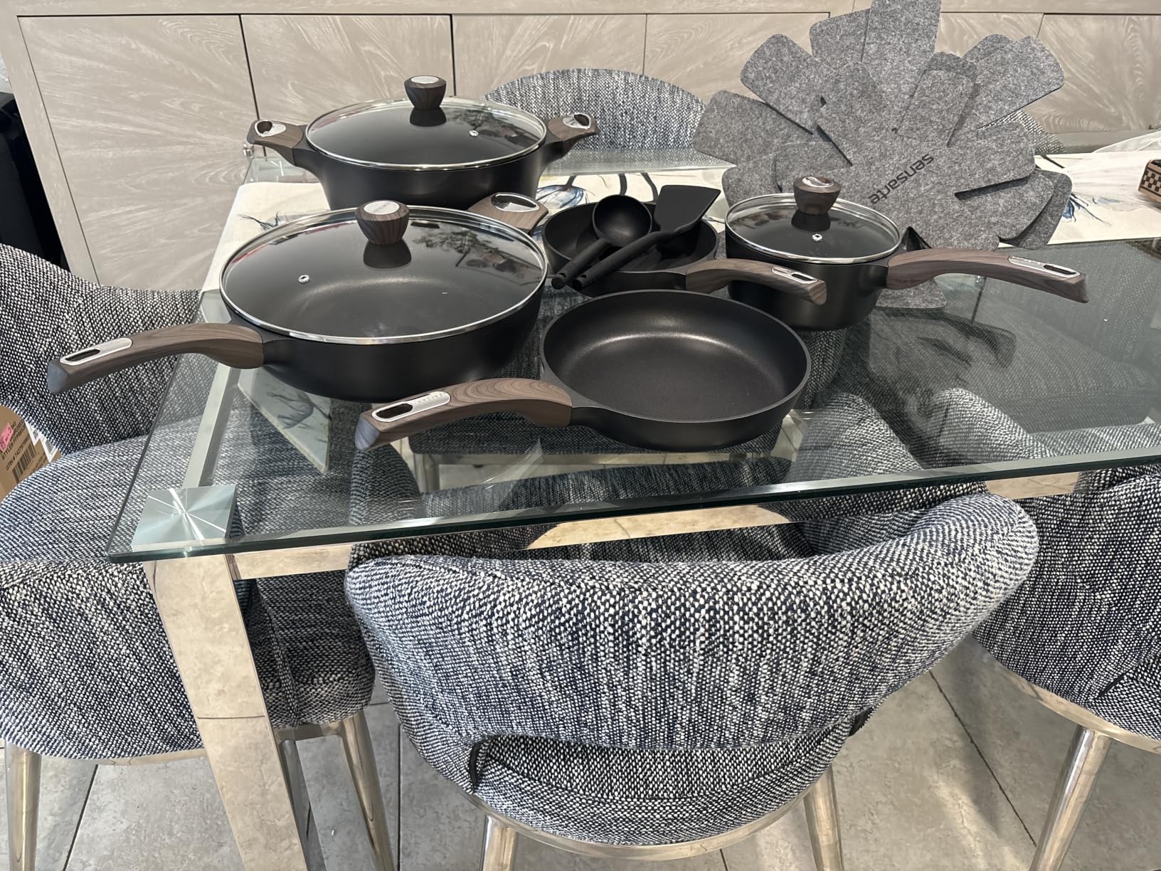 SENSARTE Pots and Pans Set Non stick, Non toxic Healthy Induction Cookware Sets, 14 Pcs Non Stick Kitchen Cooking Set with Frying Pans Set & Saucepan, PFOA PFOS APEO Free, Black customer photo 2