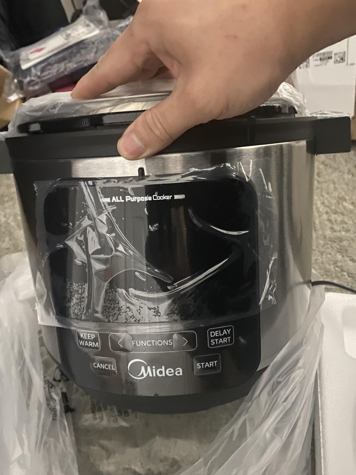 Midea 10-in-1 Electric Pressure Cooker with Slow Cooker, Steamer, Saute, Sous Vide, and Bake Modes, Stovetop & Oven Safe Stainless Steel Pot, 6 Quarts customer photo 2