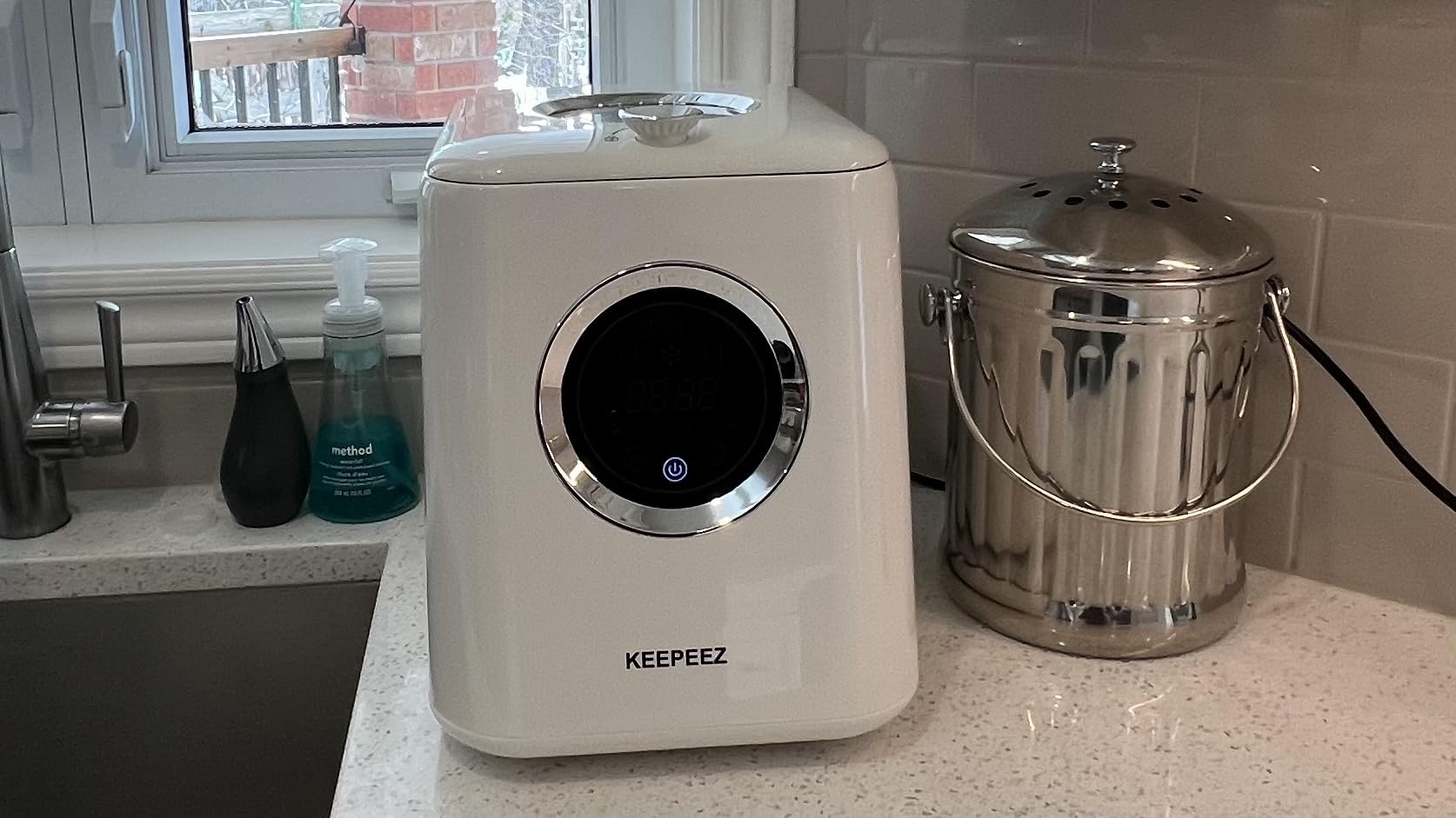 1 Gallon Electric Kitchen Composter, Smart Mill Food Recycler with Large Touch Screen, Compost Bin Indoor with 4 Sharktooth Blades, 0.5kWh Per Cycle Energy-efficient, Odorless, Low Noise, Auto-Cleaning customer photo 2