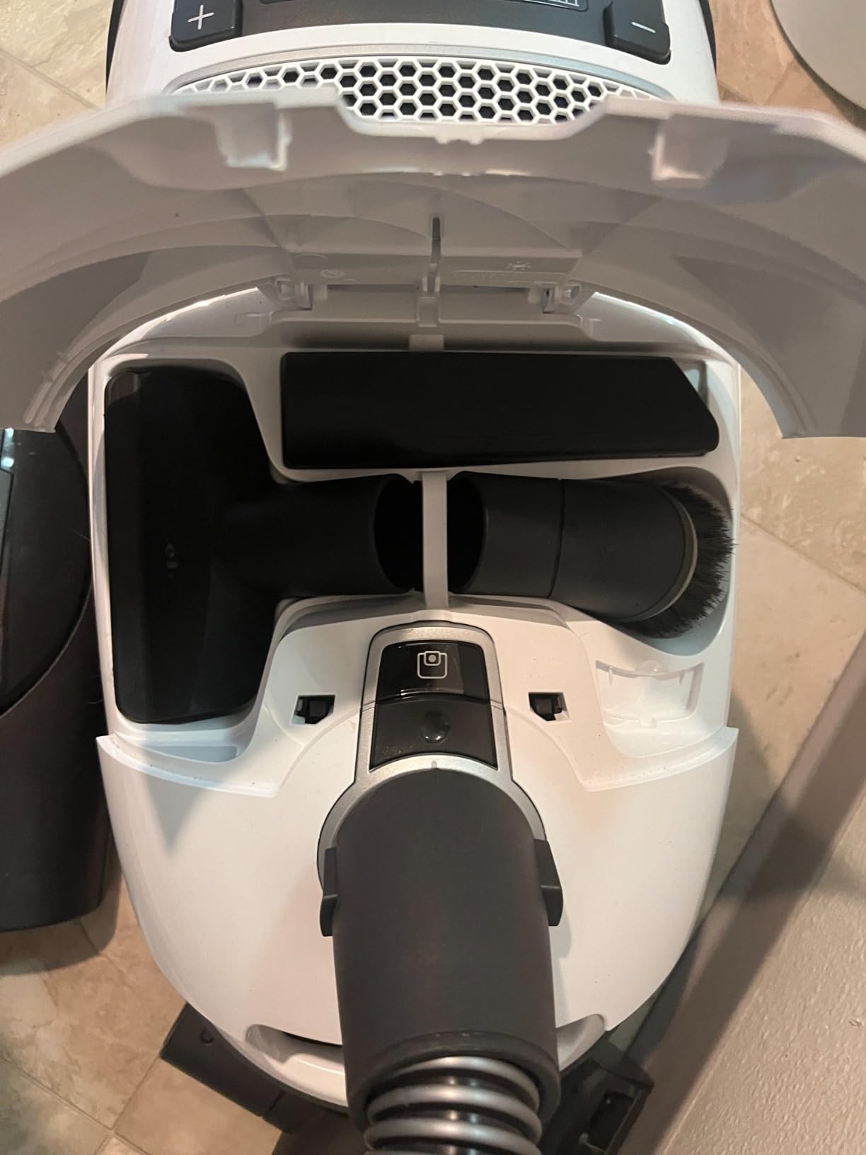 Miele Complete C3 Cat & Dog Bagged Canister Vacuum Cleaner for Pet Owners, Lotus White customer photo 2