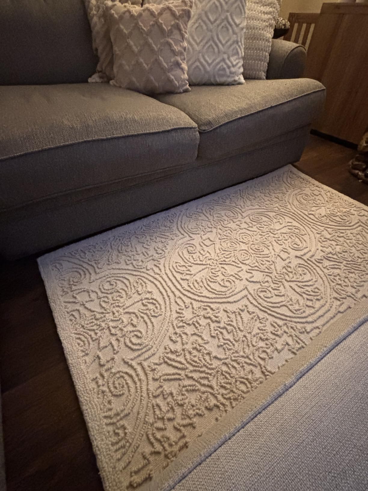 SAFAVIEH Trace Collection Area Rug - 5' x 8', Ivory, Handmade Wool, Ideal for High Traffic Areas in Living Room, Bedroom (TRC101C) customer photo 1