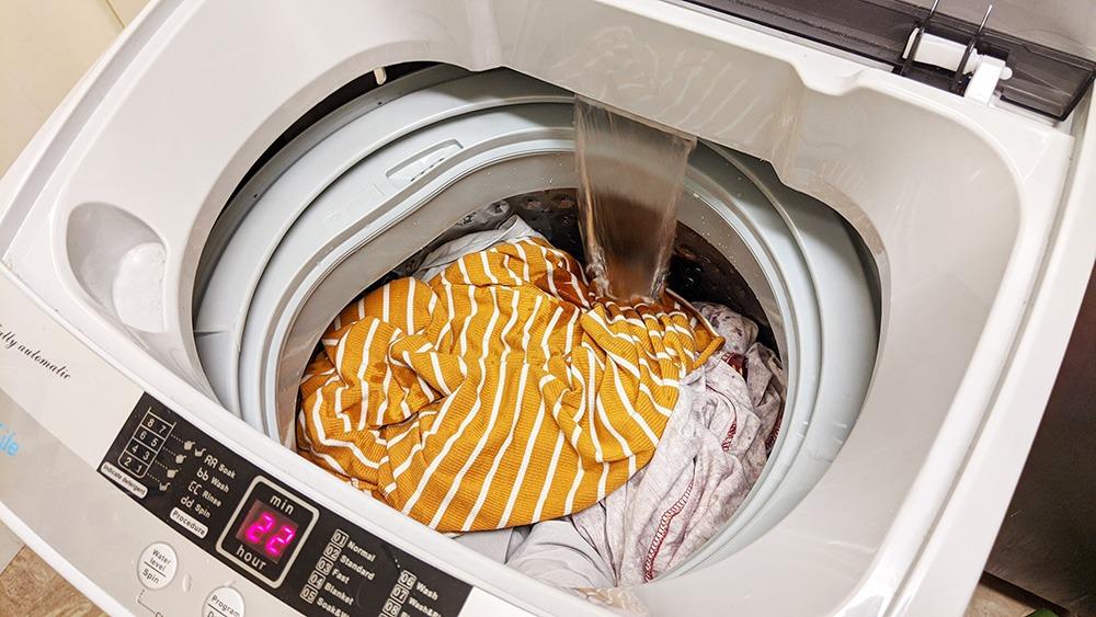 Giantex Full-Automatic Washing Machine Portable Compact 1.34 Cu.ft Laundry Washer Spin with Drain Pump, 10 programs 8 Water Level Selections with LED Display 12 Lbs Capacity customer photo 2