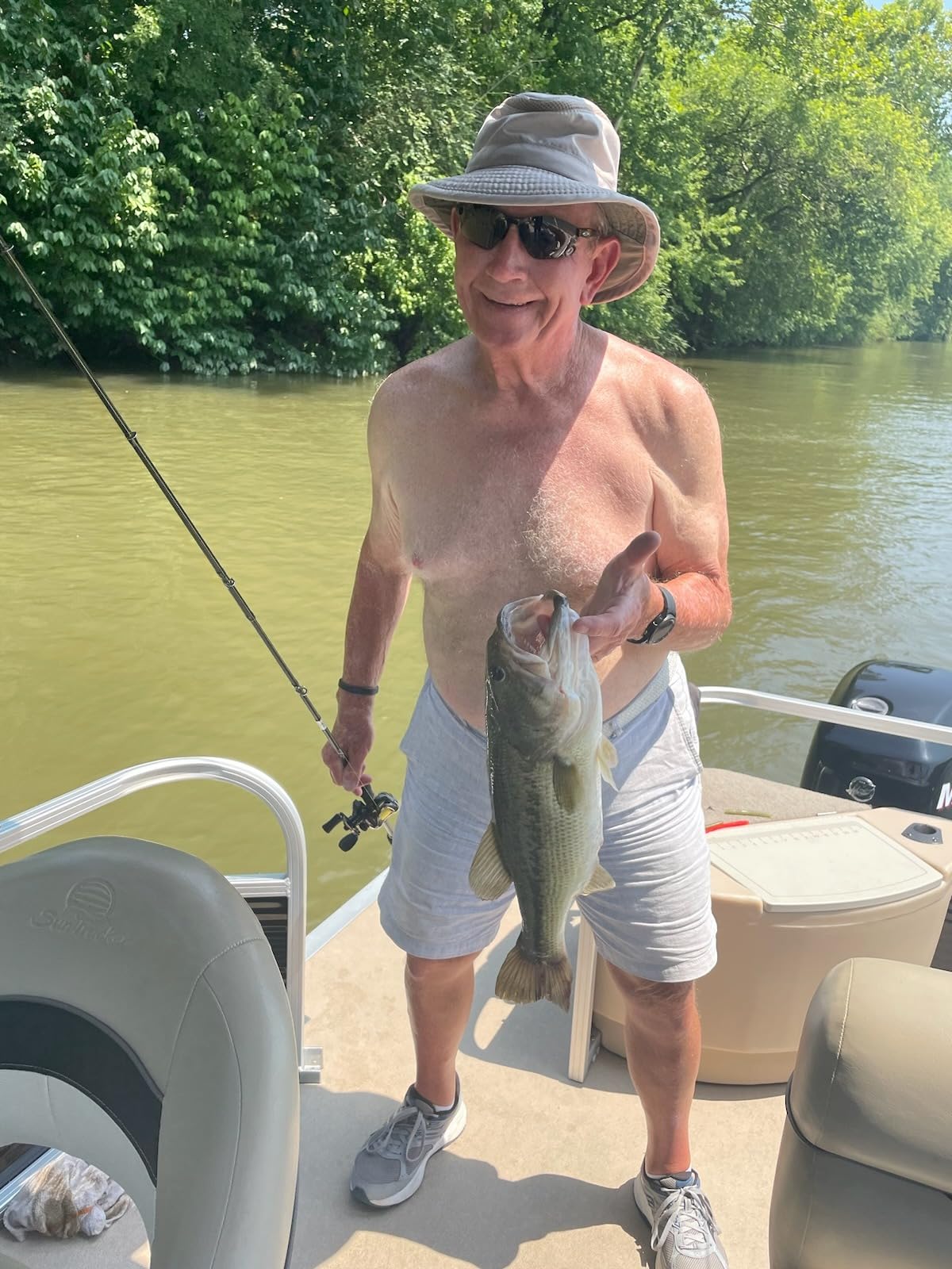 KastKing Royale Legend II Baitcasting Reels, Available in 5.4:1 and 7.2:1 | Max Drag: 17.64 lb, 5+1 BB, 7.2 oz, Stainless Steel Main Shaft, CNC Aluminum Spool, Cross-Fire 8 Magnet Braking System customer photo 1