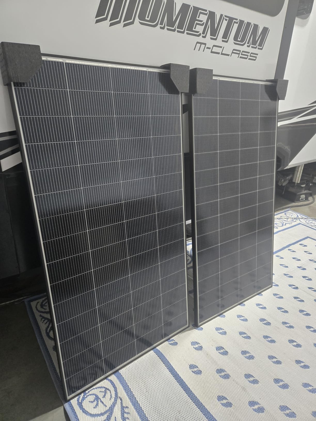 Renogy Solar Panels 2PCS 320 Watt Solar Panel 18BB N-Type Solar Panel 12 24 Volts Monocrystalline On/Off Grid Solar Setup 640W Over 400 Watt Solar Panels 25% Cell Efficiency for Homes Rooftop RV Boat customer photo 1