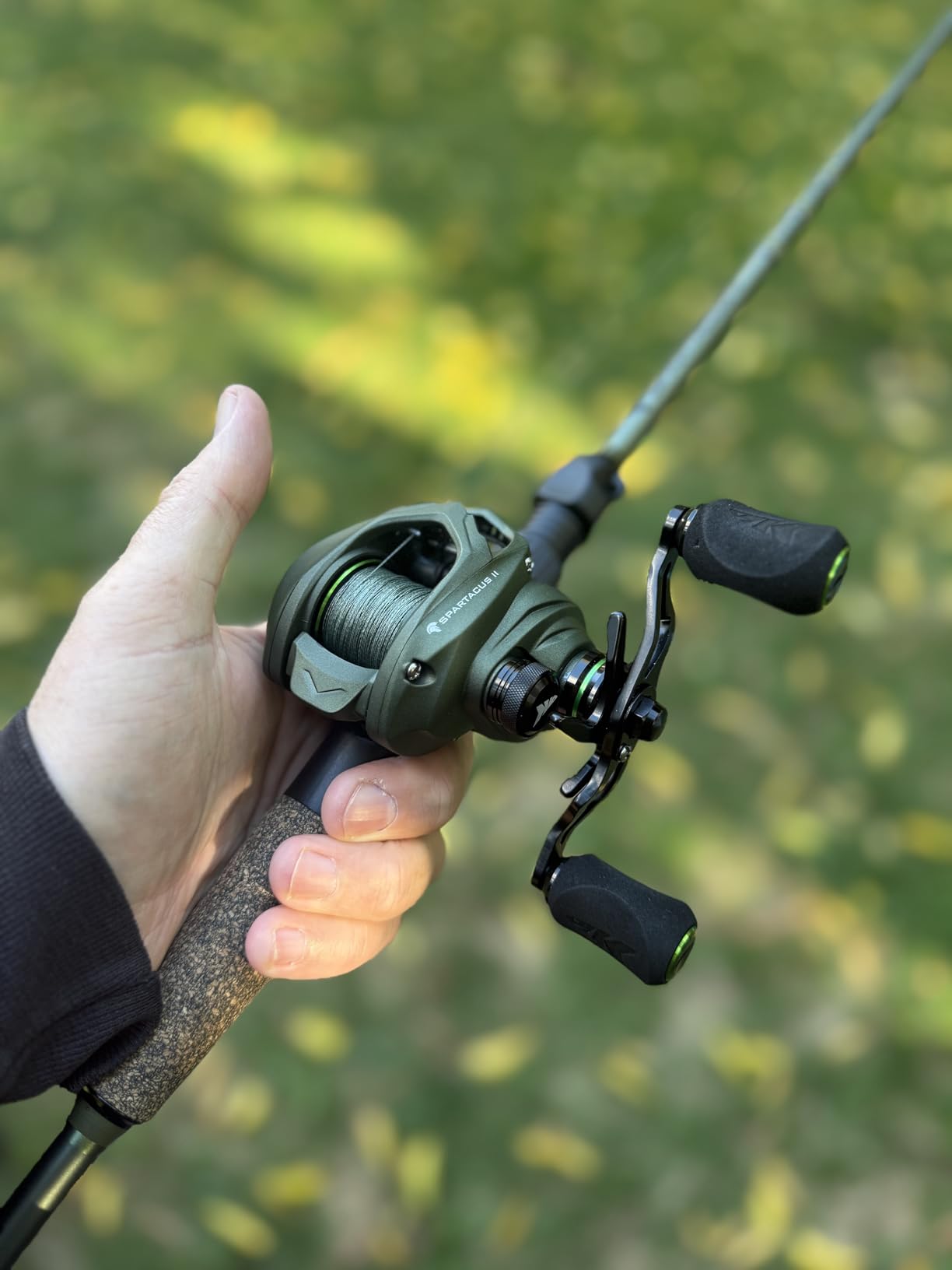 KastKing Spartacus II Baitcasting Fishing Reel, 6oz Ultralight Baitcaster Reel, Super Smooth with 17.6 LB Carbon Fiber Drag, 7.2:1 Gear Ratio, 39mm Palm Perfect Lower Profile Design customer photo 1