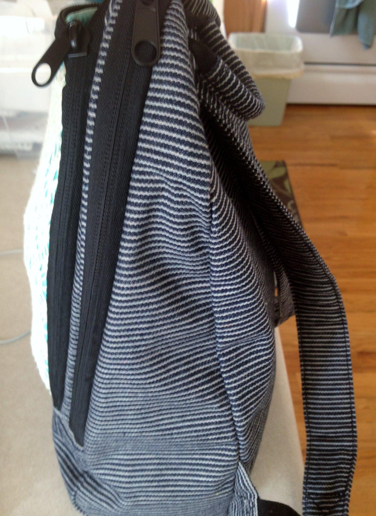 Dakine Cosmo 6.5L, Emerald Tropic customer photo 1