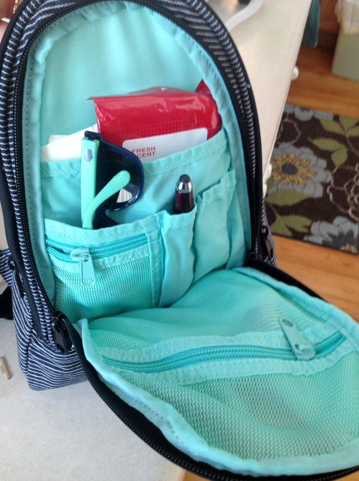 Dakine Cosmo 6.5L, Emerald Tropic customer photo 2