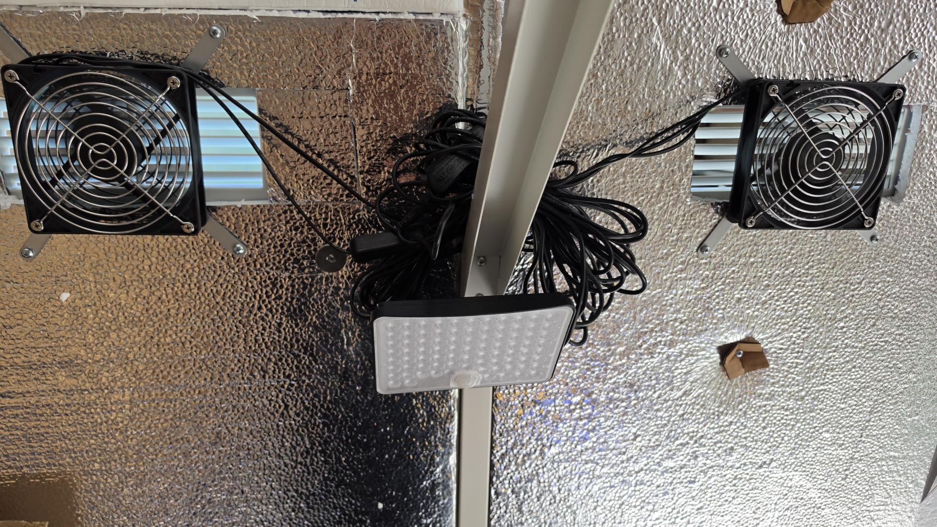 5 Inch Solar Powered Fan, Solar Exhaust Intake Fan Kit, IPX7 Waterproof Dual Fans with 13Ft On/Off Switch Cable, Cooling Ventilation for Greenhouse, Chicken Coop, Shed, Outside No Battery customer photo 2