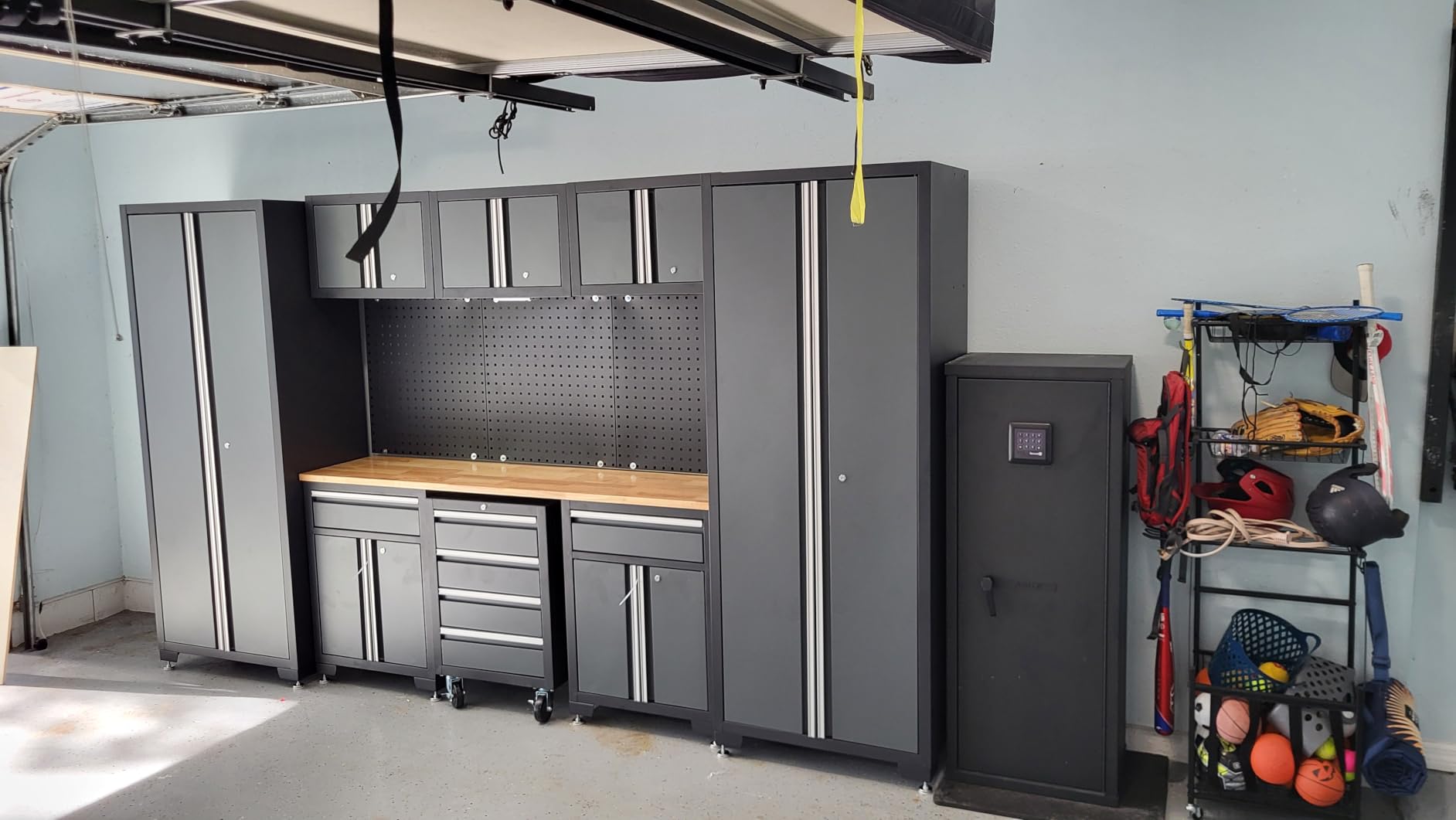 Garage Storage Cabinet System 9-Pcs Workshop Set, Black | Garage Cabinets and Storage System w/ Steel Cabinet Drawers, Rolling Chest, Workbench, Pegboard for Garage Tool Organization customer photo 2