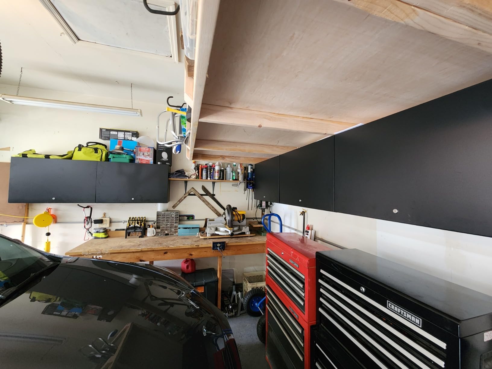 Garage Wall Cabinet, Metal Tool Cabinet with Lock&Adjustable Shelf | 20