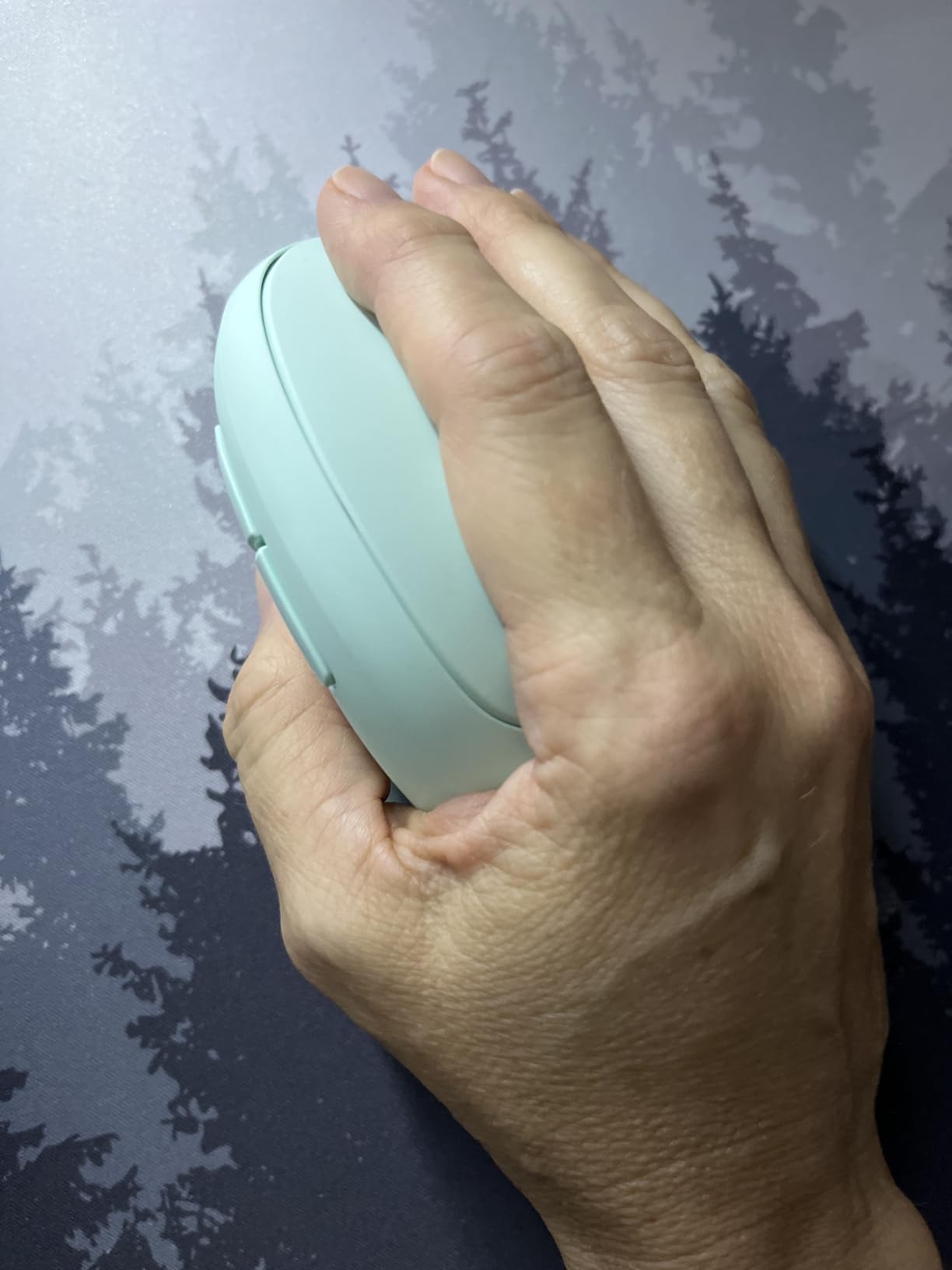 TECKNET Ergonomic Mouse, Bluetooth Wireless Vertical Mouse, Rechargeable Battery, Quiet Clicks, 4800 DPI Adjustable, BT5.0/3.0 & 2.4G Connect, Easy to use, Wide Compatibility - Black customer photo 1