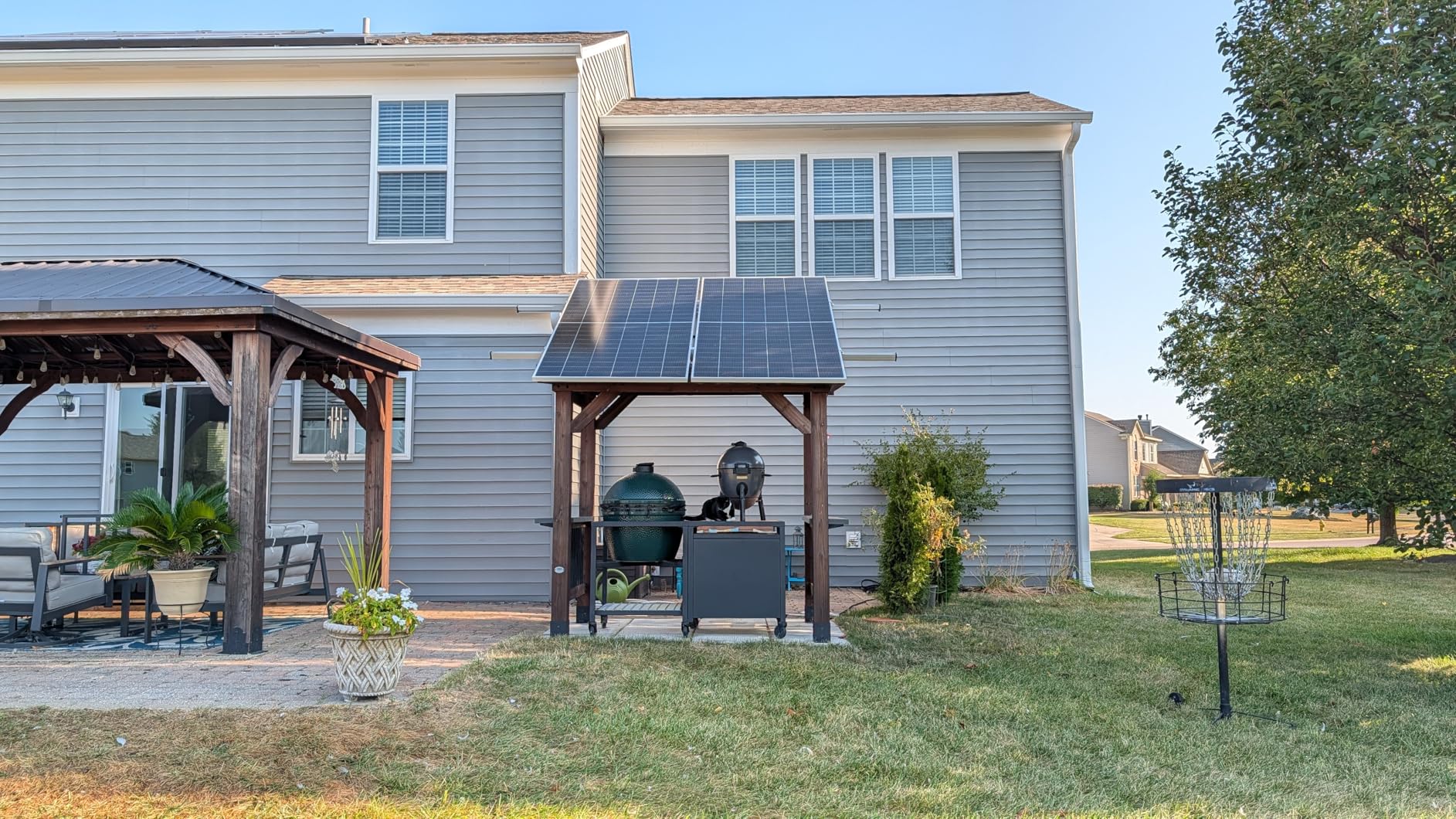 Renogy 1180W Solar Panels 2pcs 590 Watt N-Type Bifacial Solar Panel Monocrystalline 16BB 25% High Conversion Efficiency for Homes Roof Top RV Boat Camping Black customer photo 2