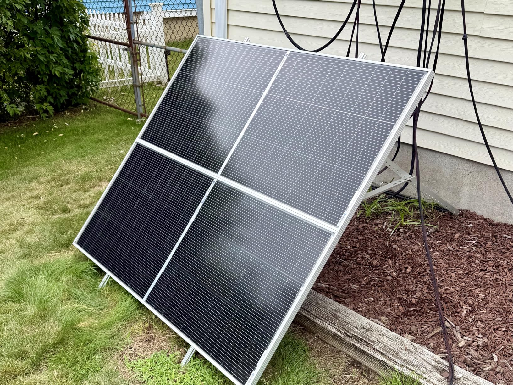 ECO-WORTHY N-Type 18BB 2Pcs 195 Watt Solar Panel, 25% High-Efficiency | 6-Zone Matrix Anti-Shade Design, Bifacial 18 Volt Monocrystalline, Ideal for RV Marine Roof Farm Home Off-Grid Syatems customer photo 1